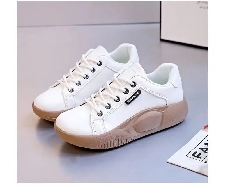 White Low-Top Casual Sneakers for Girls 2025 — feature 6