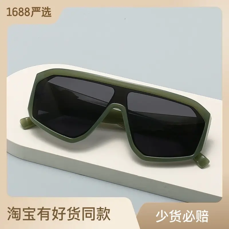 Green Large Frame Sunglasses for Women Party Wear - Image 13