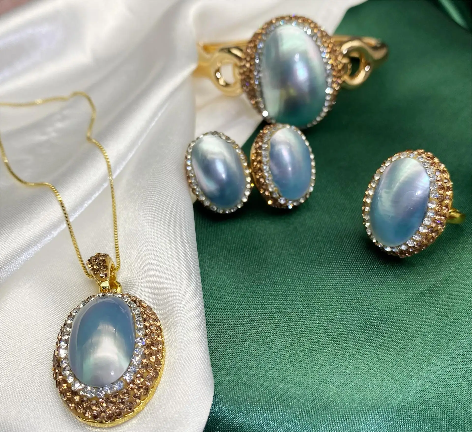 Natural Deep Sea Mabei Jewelry Set for Women — feature 4