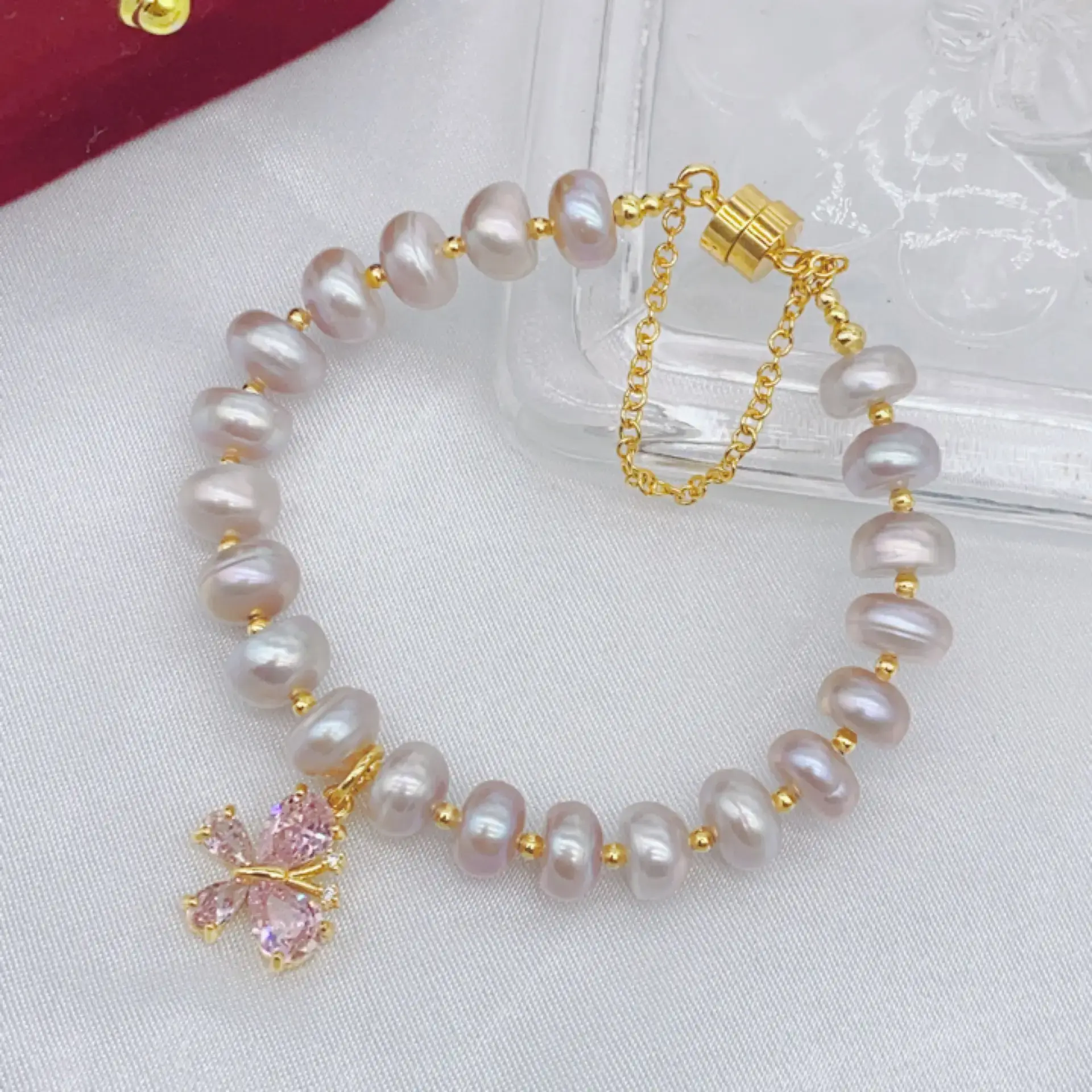 Natural Freshwater Pearl Bracelet with Blue Stones — feature 14