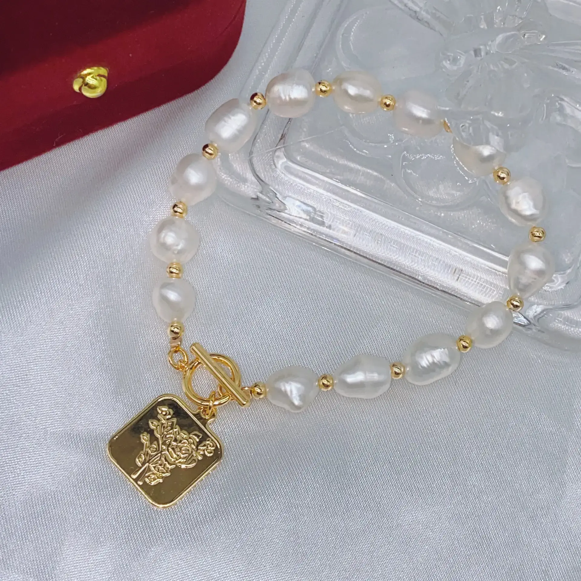 Natural Freshwater Pearl Bracelet with Blue Stones