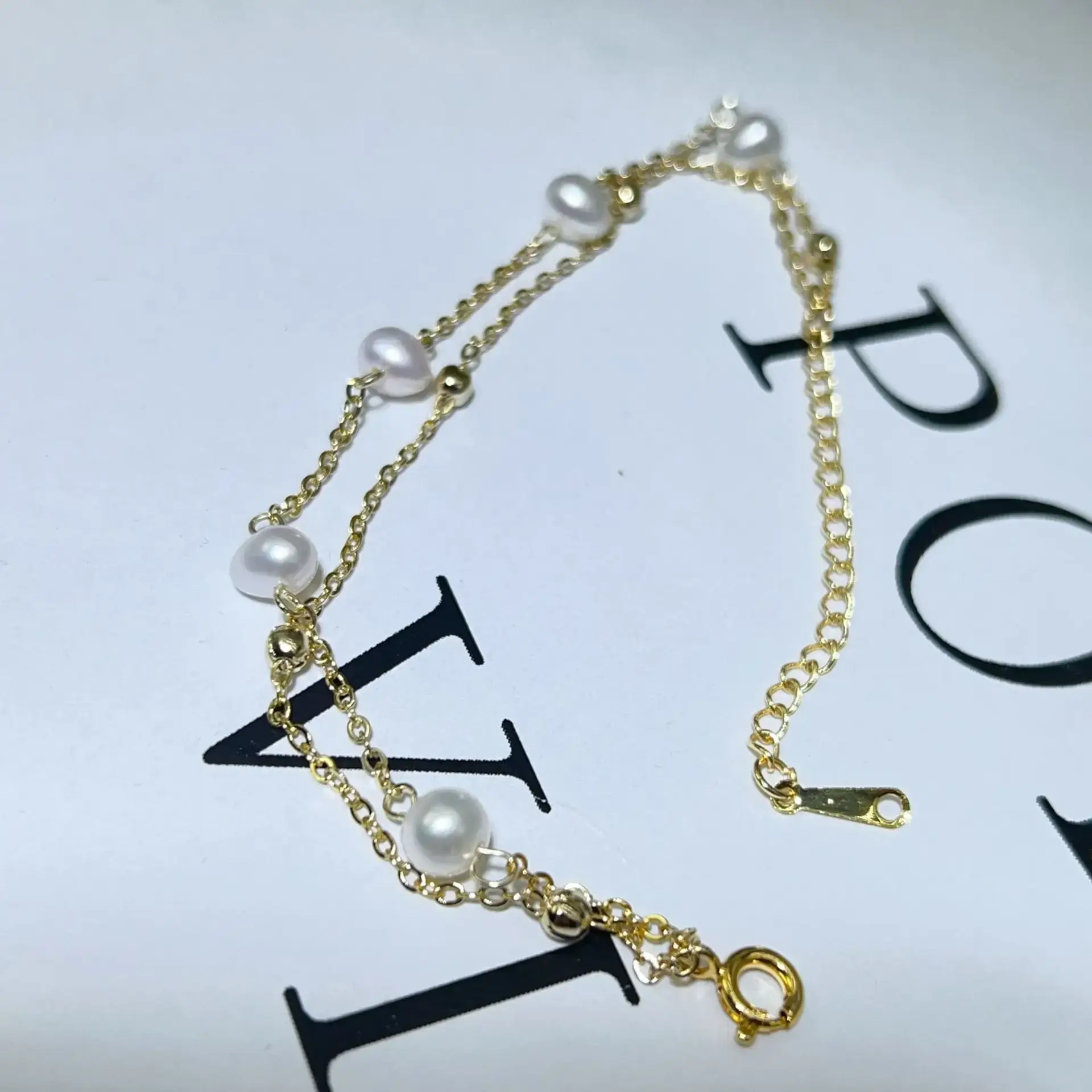 Natural Freshwater Pearl Bracelet with Blue Stones