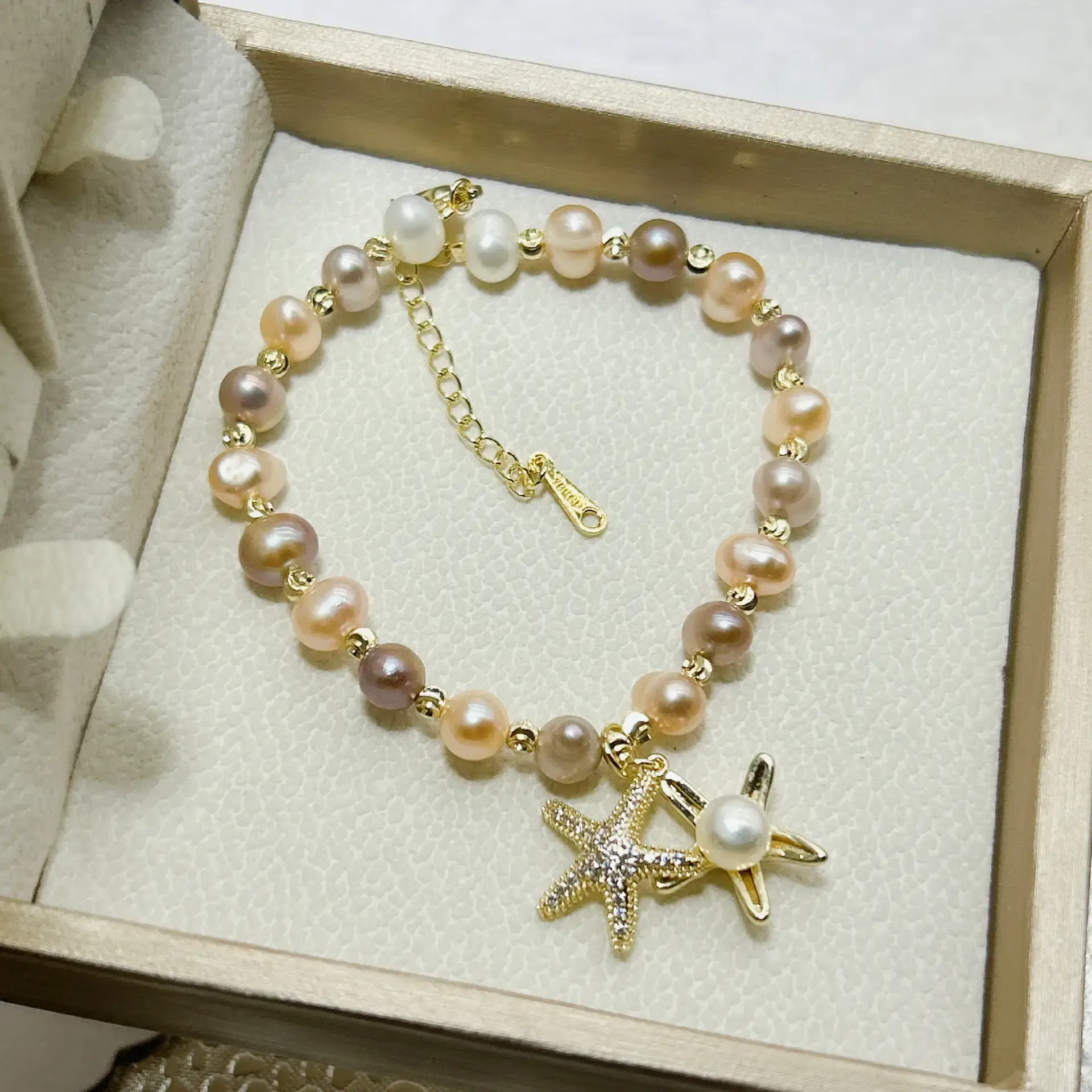 Natural Freshwater Pearl Bracelet with Blue Stones