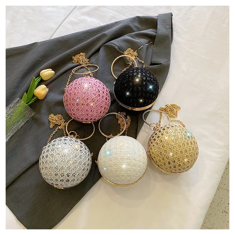 Golden Ball Chain Evening Bag with Bright Diamond Design — feature 16