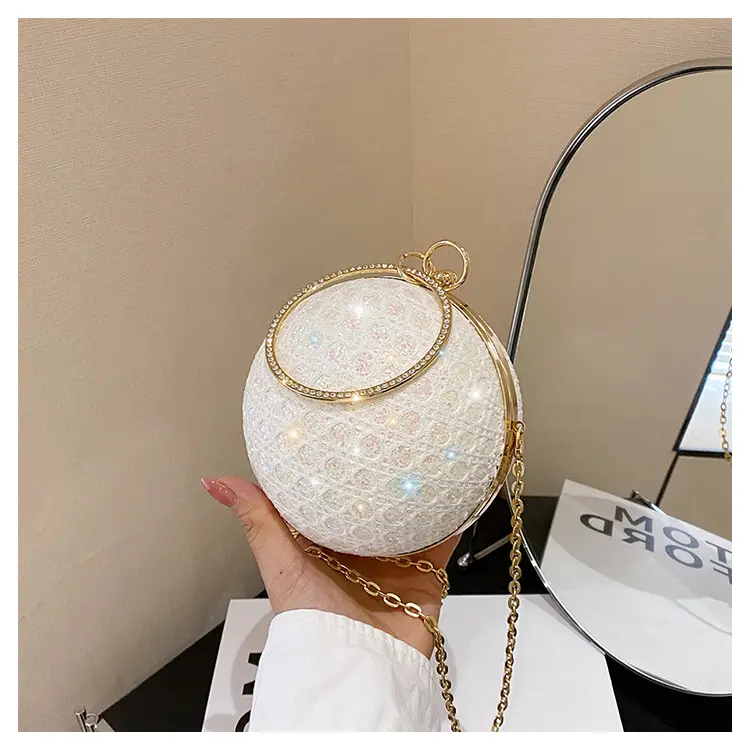 Golden Ball Chain Evening Bag with Bright Diamond Design — feature 20