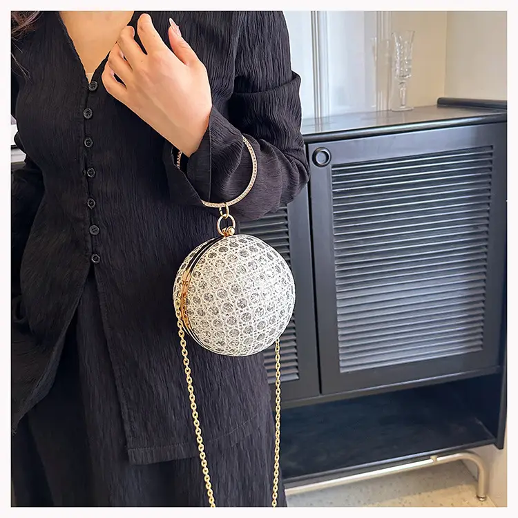 Golden Ball Chain Evening Bag with Bright Diamond Design — feature 27