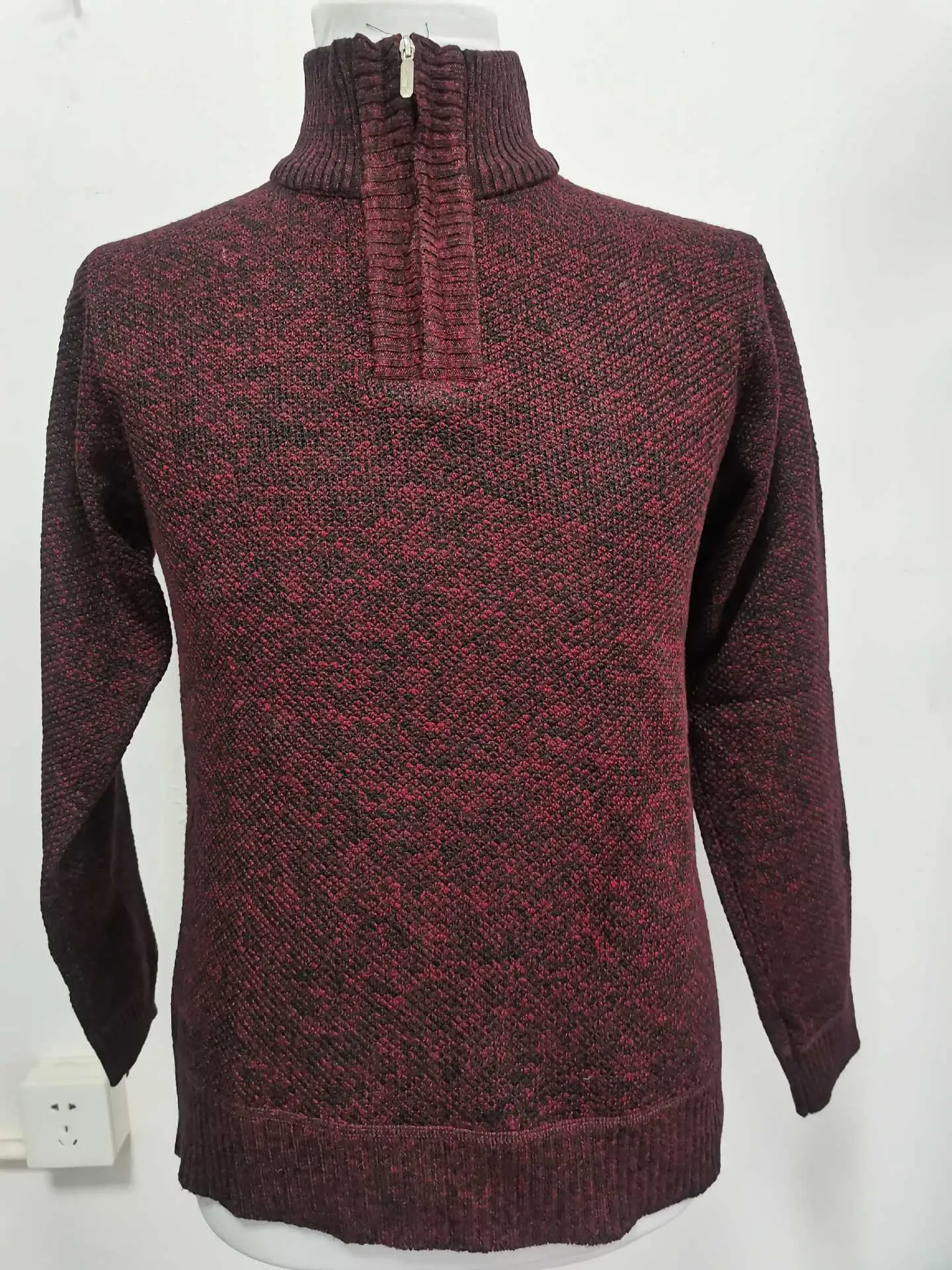 Men Grey Knit Crossbody Zipper Pullover — feature 13