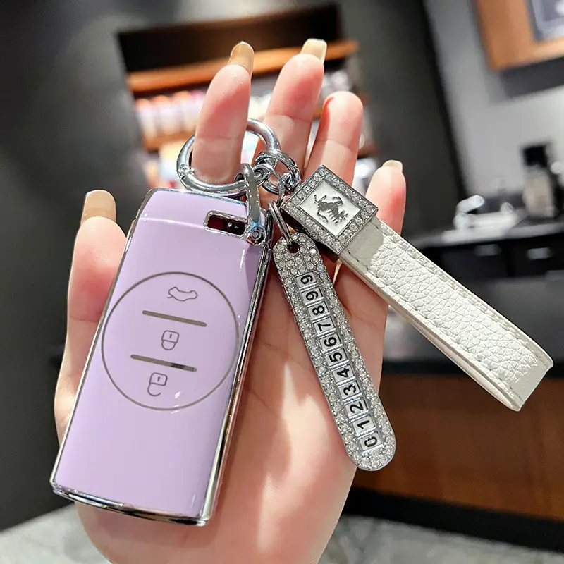 Suitable for Chery Tiggo 3X5X7, Starway Tx, Chasing Wind Et-I, Lingyun Lanyue Tpu Car Full-Cover Key Case, Cute and Fun