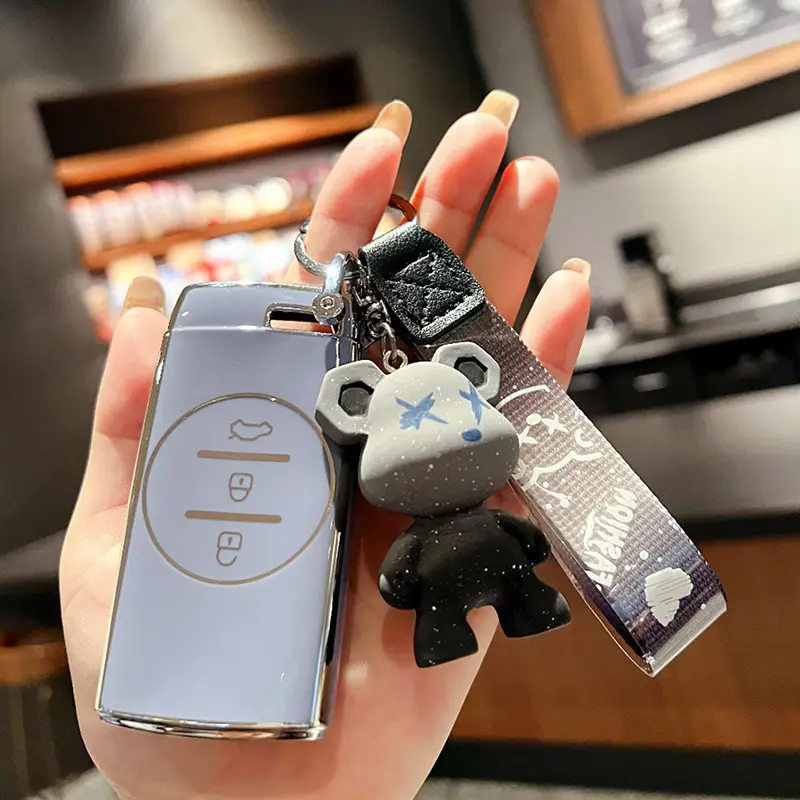 Suitable for Chery Tiggo 3X5X7, Starway Tx, Chasing Wind Et-I, Lingyun Lanyue Tpu Car Full-Cover Key Case, Cute and Fun