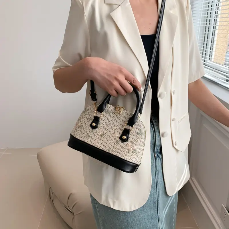 Vintage Lace Embroidered Women's Shoulder Bag 2023 - Image 7