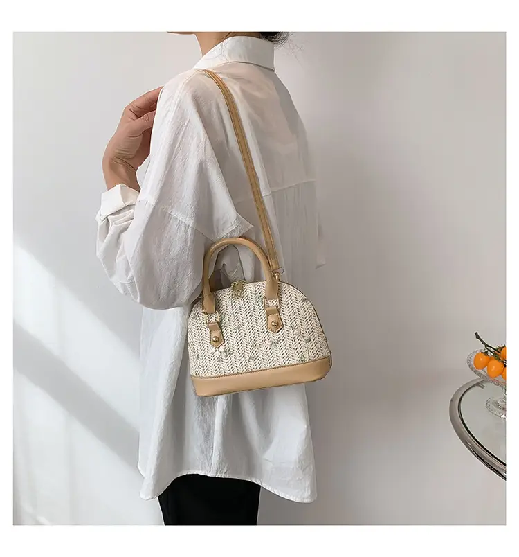 Vintage Lace Embroidered Women's Shoulder Bag 2023 — feature 18