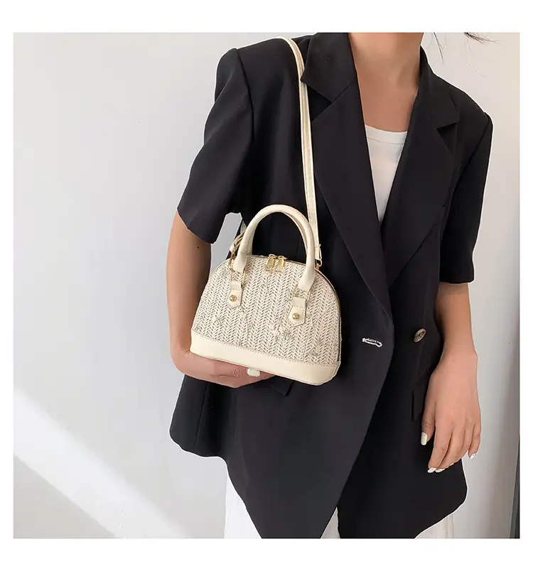 Vintage Lace Embroidered Women's Shoulder Bag 2023 — feature 22