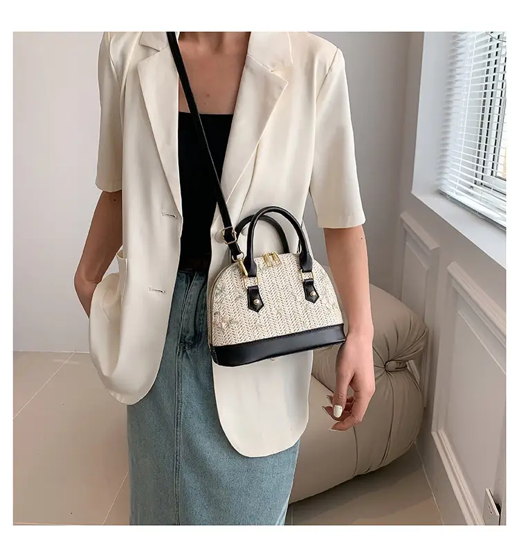 Vintage Lace Embroidered Women's Shoulder Bag 2023 — feature 23