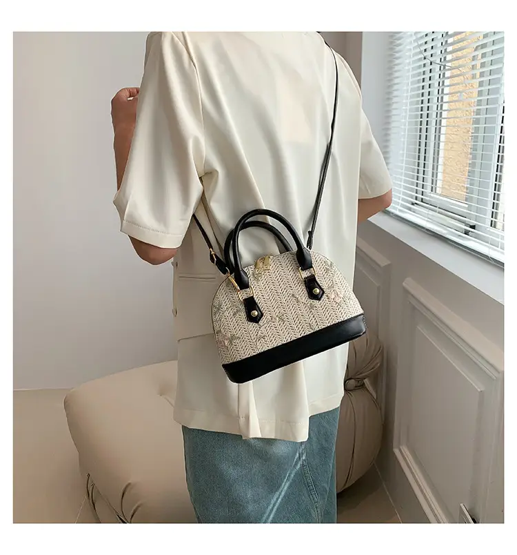 Vintage Lace Embroidered Women's Shoulder Bag 2023 — feature 24