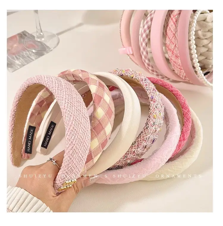 Women's Soft Fleece Skull Top Headband for Winter — feature 28