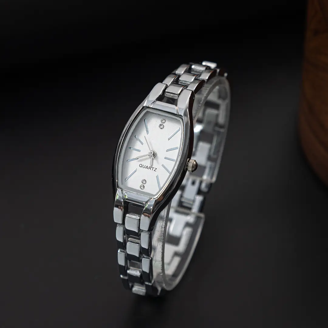 Foreign Trade Simple Retro Barrel-Shaped Women's Watch Niche Stainless Steel Bracelet Watch Quartz Women's Watch Wholesale