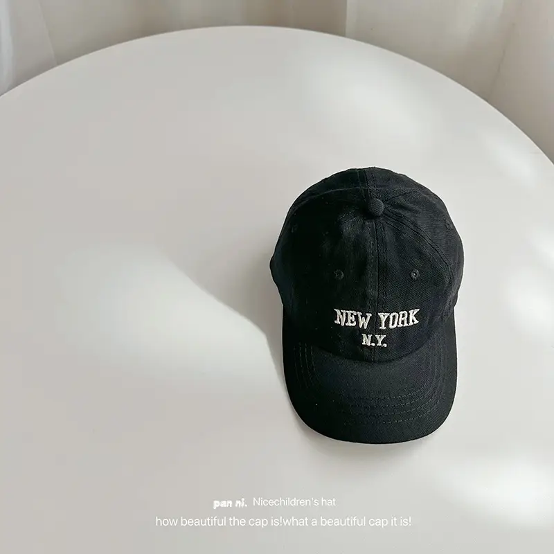 Children's New York Letter Cap Set Brown Black White