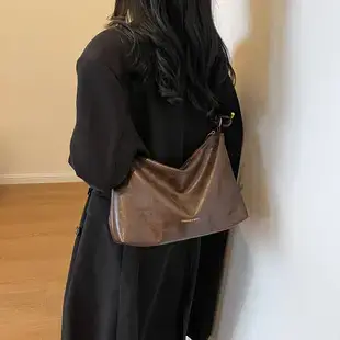 Women's Beige Shoulder Bag 2025 New Retro Design — feature 2