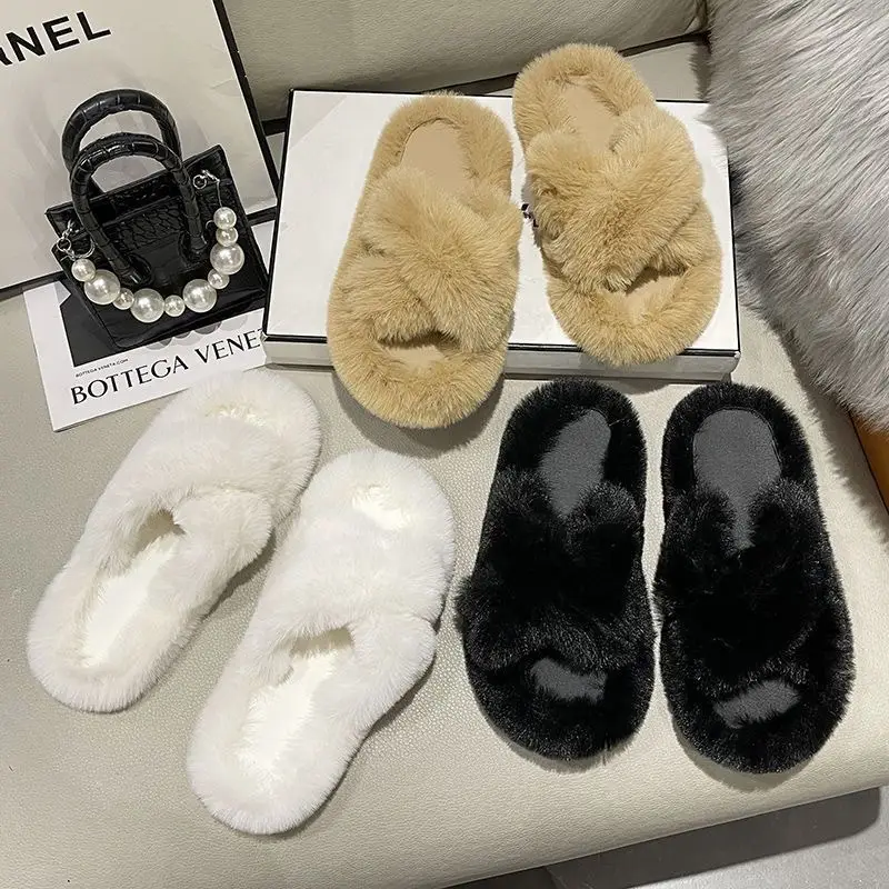 Internet celebrity plush slippers women's outdoor wear autumn and winter New Fashion ins home non-slip all-match flat cotton slippers