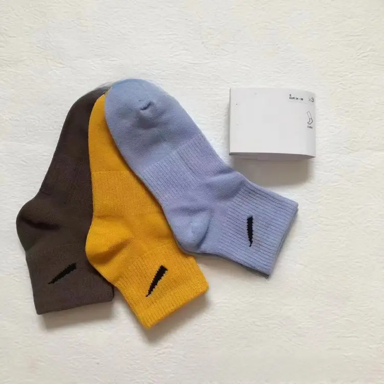 Suwannike mid-calf length socks thickened towel bottom thin basketball socks three pairs long mid-calf short socks