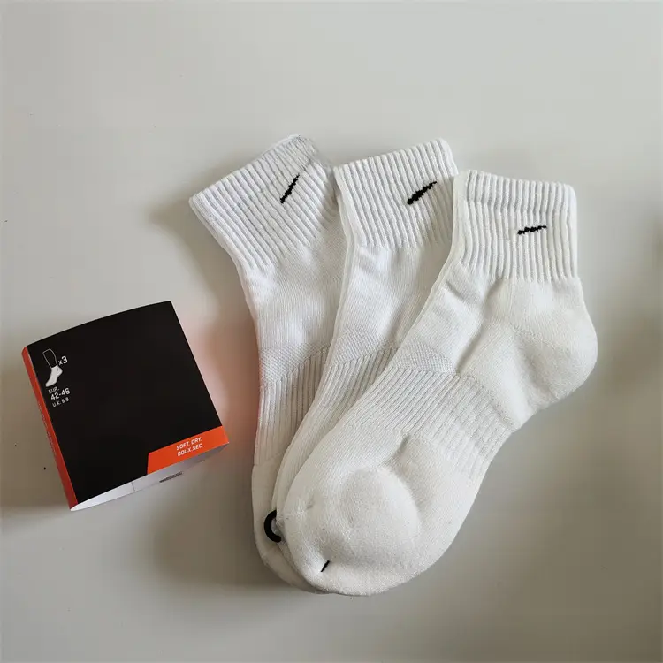 Suwannike mid-calf length socks thickened towel bottom thin basketball socks three pairs long mid-calf short socks