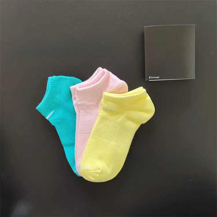 Suwannike mid-calf length socks thickened towel bottom thin basketball socks three pairs long mid-calf short socks
