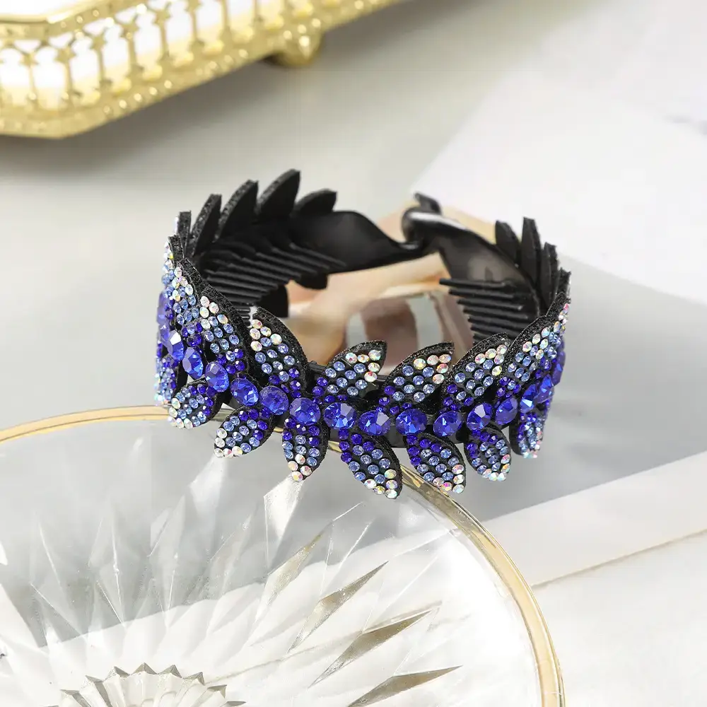Full Diamond Rhinestone Butterfly Hairpin for Women — feature 9