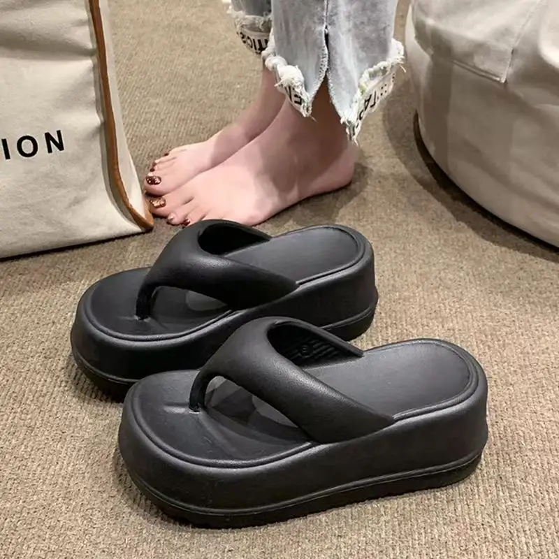 2023 New Style Flip-Flops for Women with a Poop-Feeling Feel, Internet Celebrity, Increased Height, Super Thick Platform Soles, Flip-Flops for Women, Comfortable in Summer