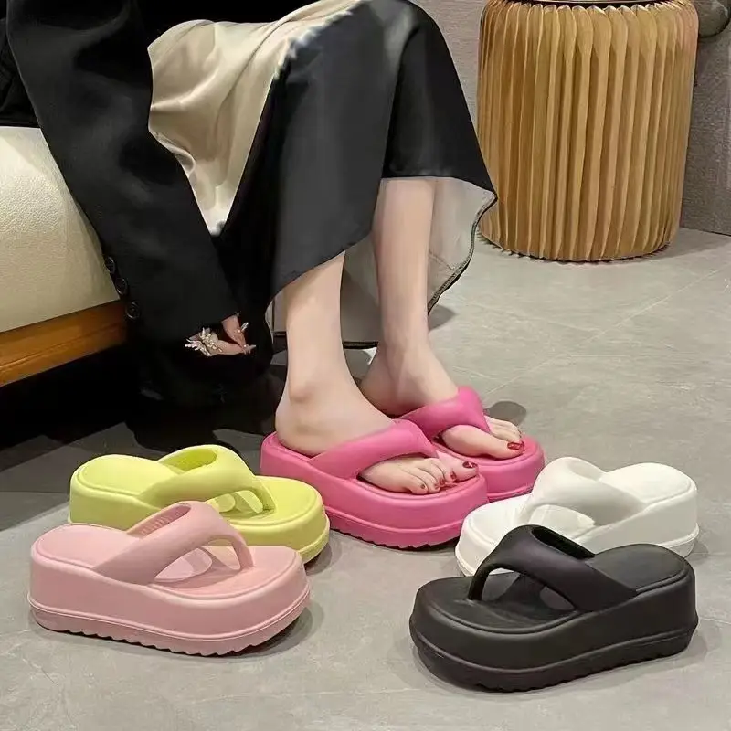 2023 New Style Flip-Flops for Women with a Poop-Feeling Feel, Internet Celebrity, Increased Height, Super Thick Platform Soles, Flip-Flops for Women, Comfortable in Summer — feature 1