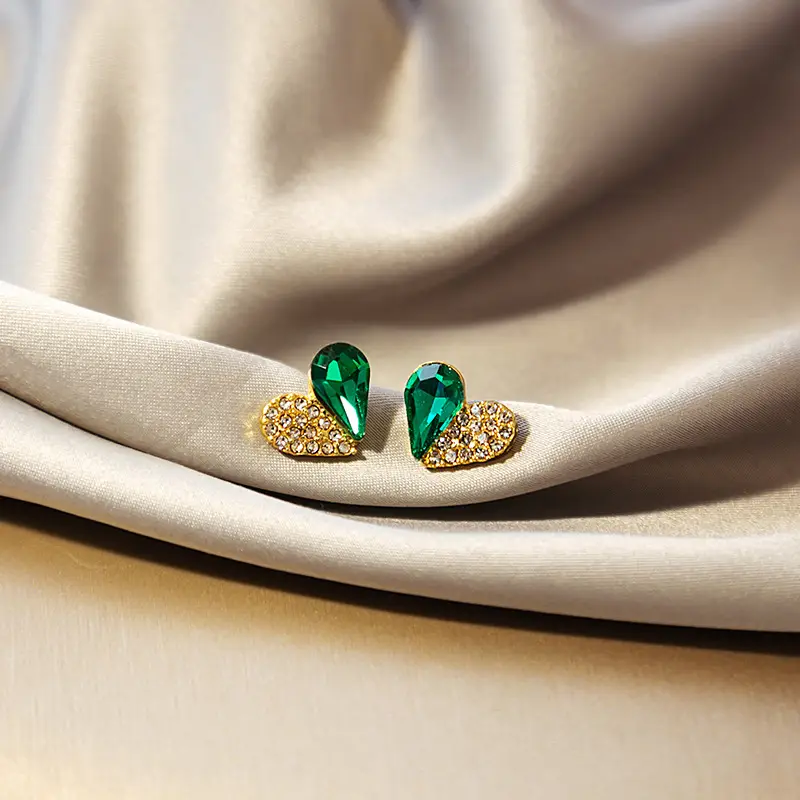 Emerald Zircon Stud Earrings Silver Needle All-Match — feature 4