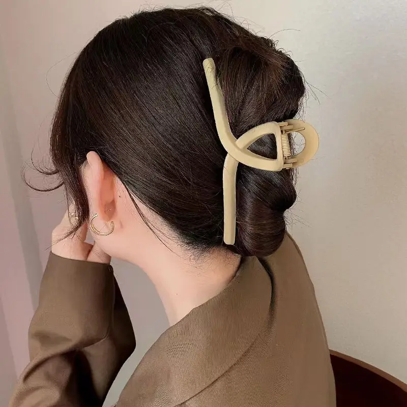 Versatile Coffee Hair Clip Clip for Large Hairpin Back