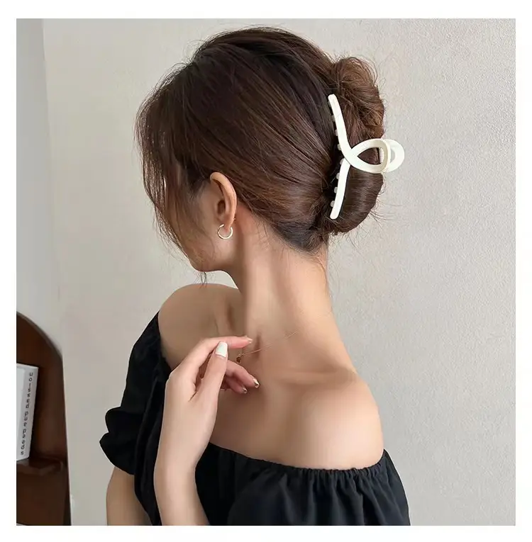 Versatile Coffee Hair Clip Clip for Large Hairpin Back — feature 7