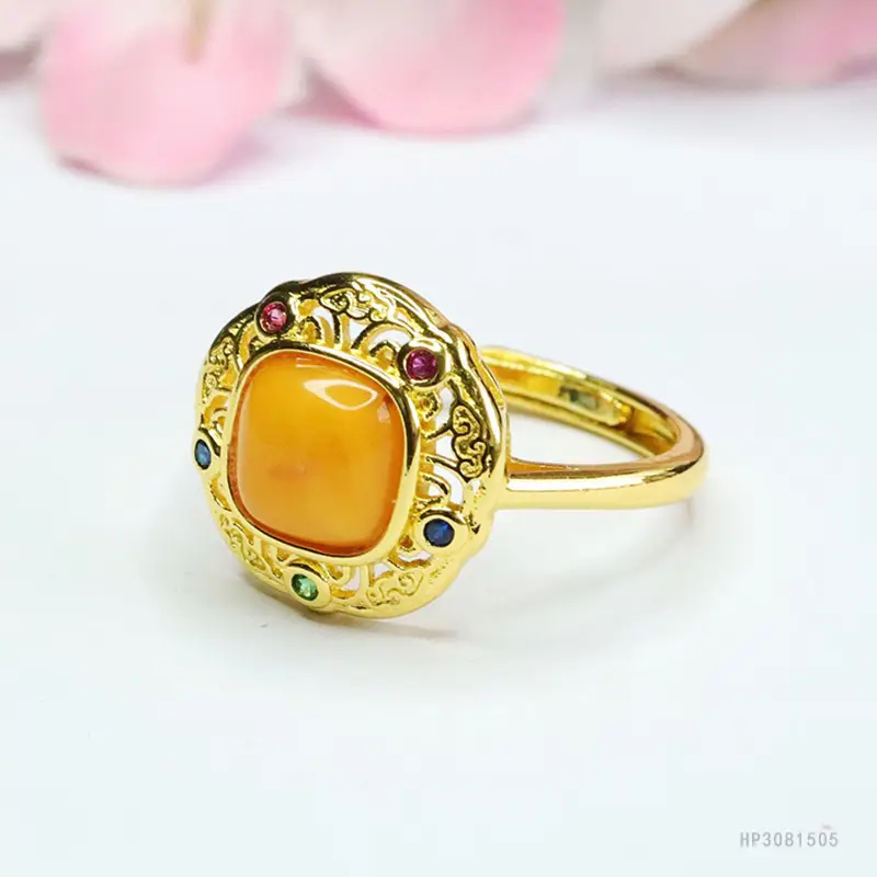 Guan Yu Natural Amber Ring Full Honey Old Beeswax Vintage