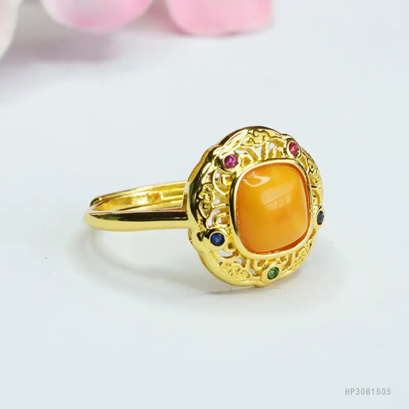 Guan Yu Natural Amber Ring Full Honey Old Beeswax Vintage