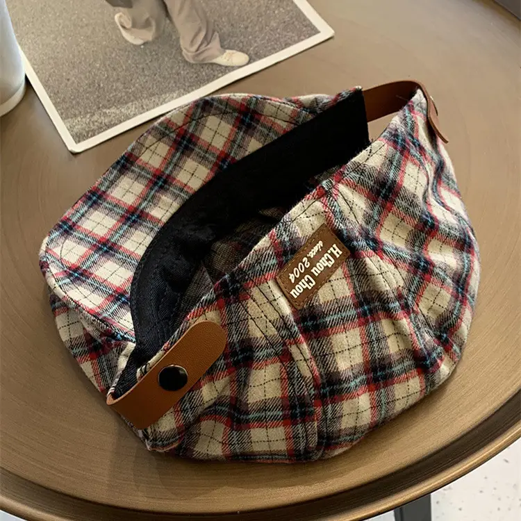 Plaid Retro Beret Face Hat for Women