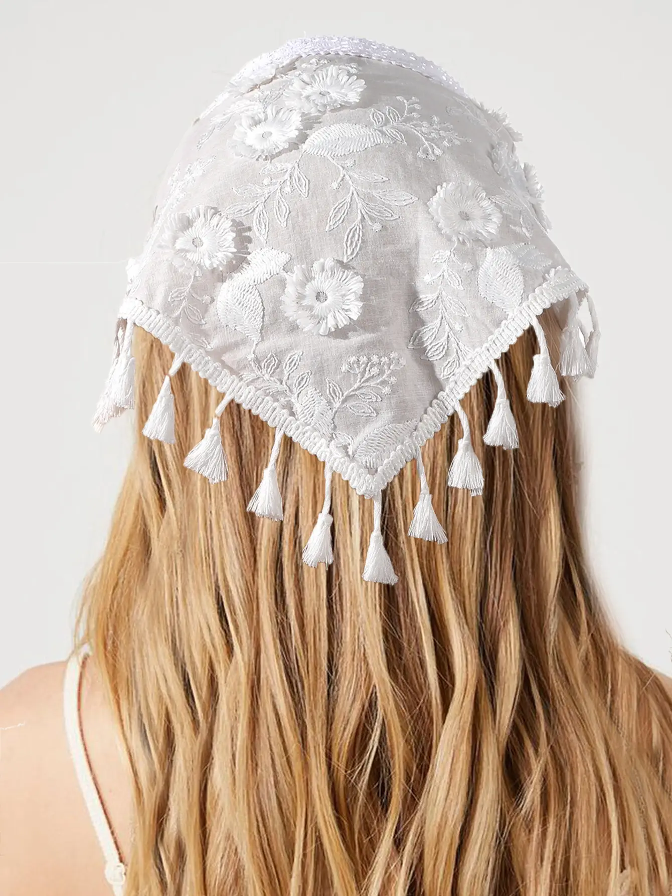 Baby Lace Hairband with Embellished Flower Design — feature 4