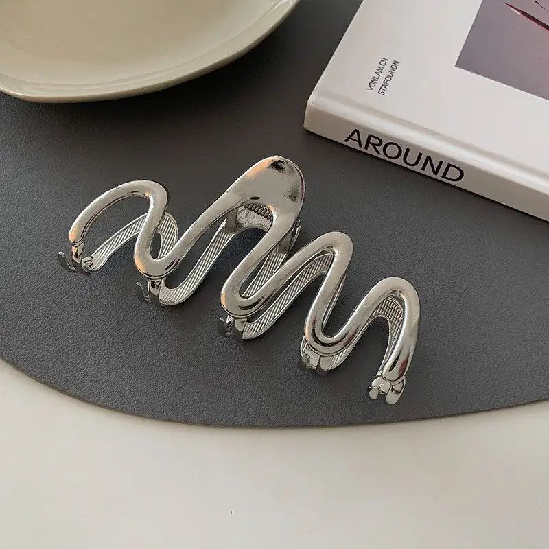 Silver Shark Clip for High-Grip Hair Band Large Size - Image 14