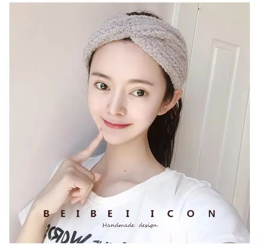 Black Knitted Wide Edge Headband for Women — feature 7