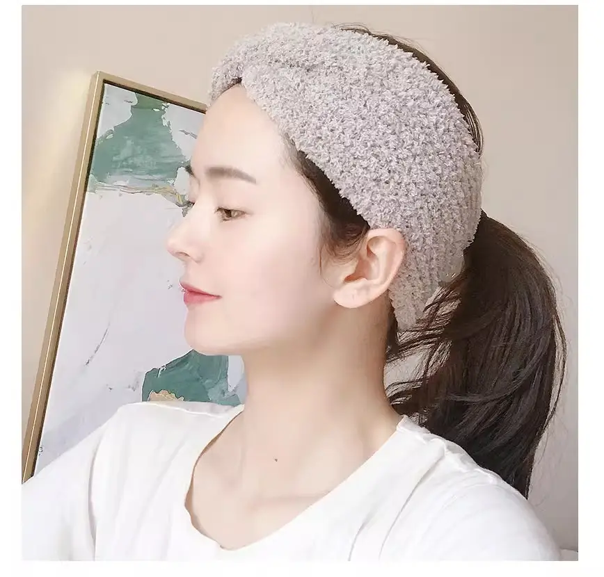 Black Knitted Wide Edge Headband for Women — feature 8