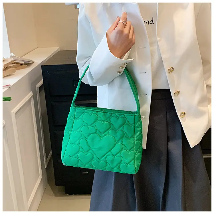 White Quilted Shoulder Bag for Women 2023 Summer — feature 17