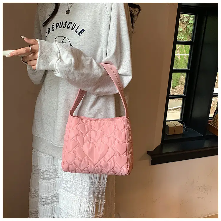 White Quilted Shoulder Bag for Women 2023 Summer — feature 18