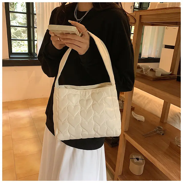 White Quilted Shoulder Bag for Women 2023 Summer — feature 22