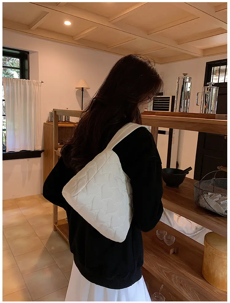 White Quilted Shoulder Bag for Women 2023 Summer — feature 23
