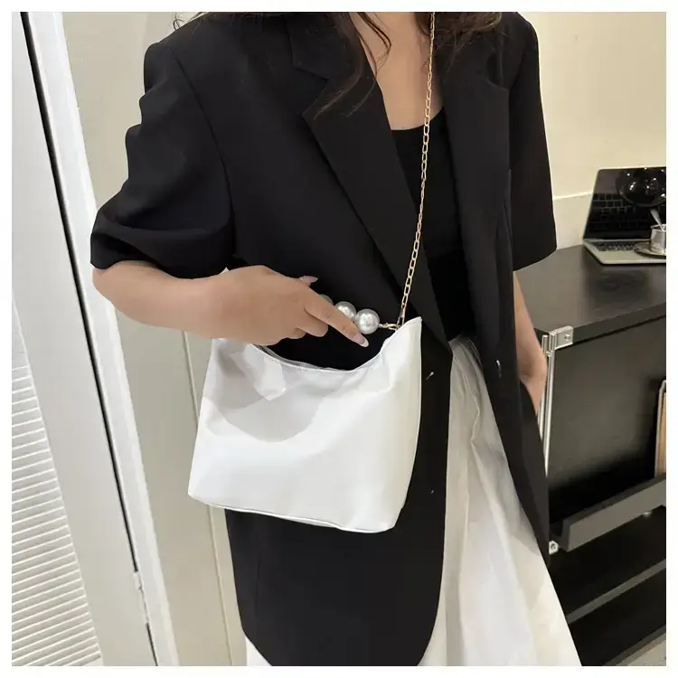 Pink French Pearl Chain Shoulder Messenger Bag for Women — feature 15