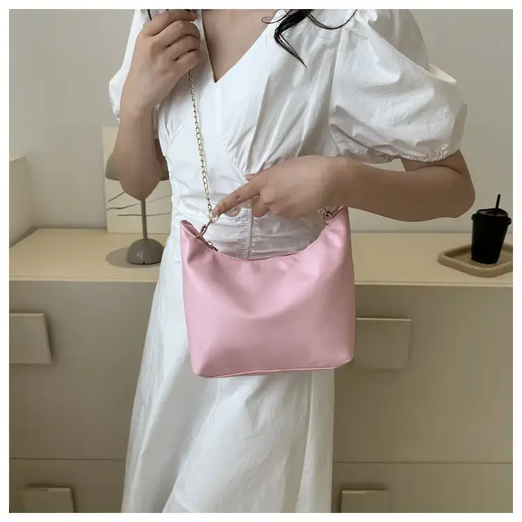 Pink French Pearl Chain Shoulder Messenger Bag for Women — feature 9