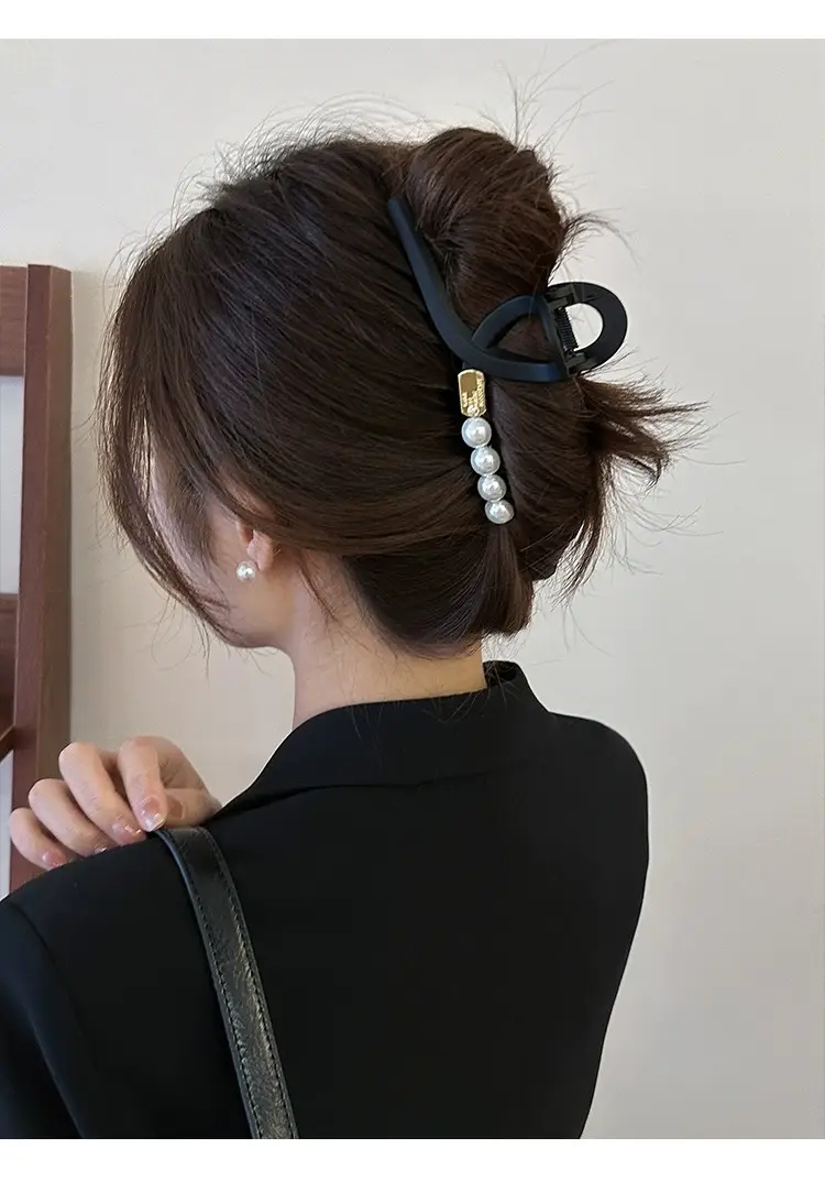 Vintage Korean Matte Hair Clip for Women Large Claw Back — feature 2