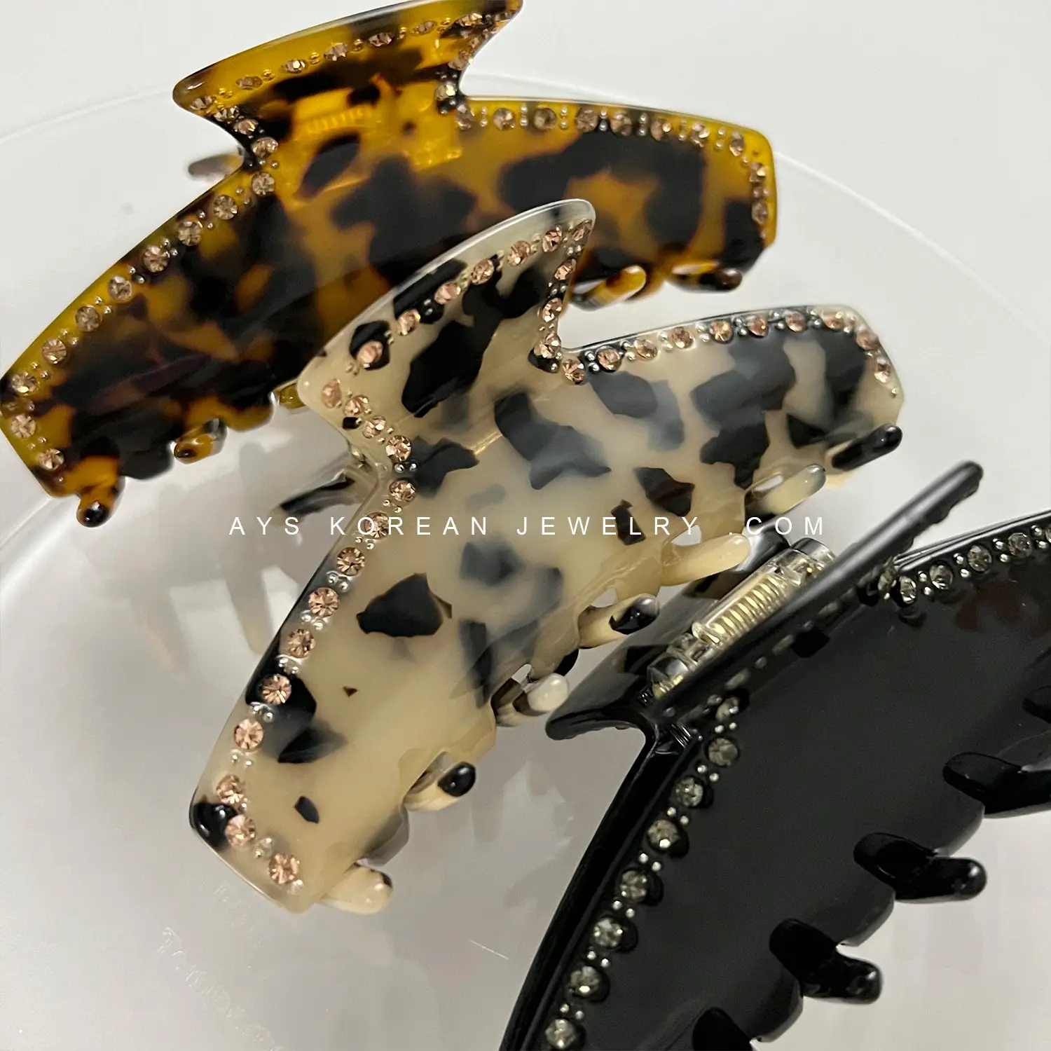 Tortoiseshell Hairpin with Shark Clip Design - Image 21