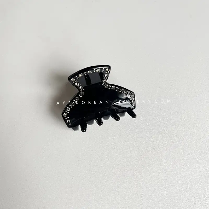 Tortoiseshell Hairpin with Shark Clip Design - Image 11