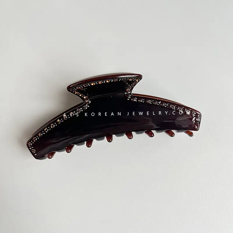 Tortoiseshell Hairpin with Shark Clip Design - Image 4