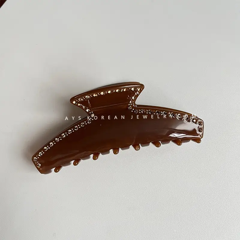 Tortoiseshell Hairpin with Shark Clip Design - Image 5
